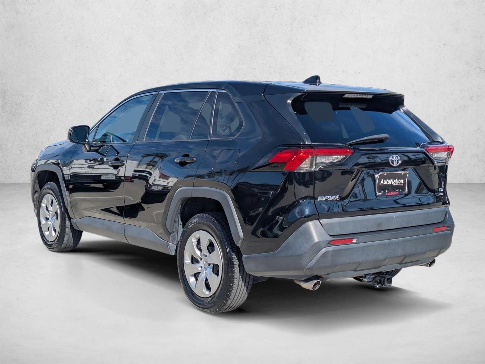 2022 Toyota RAV4 LE AWD (Natl)