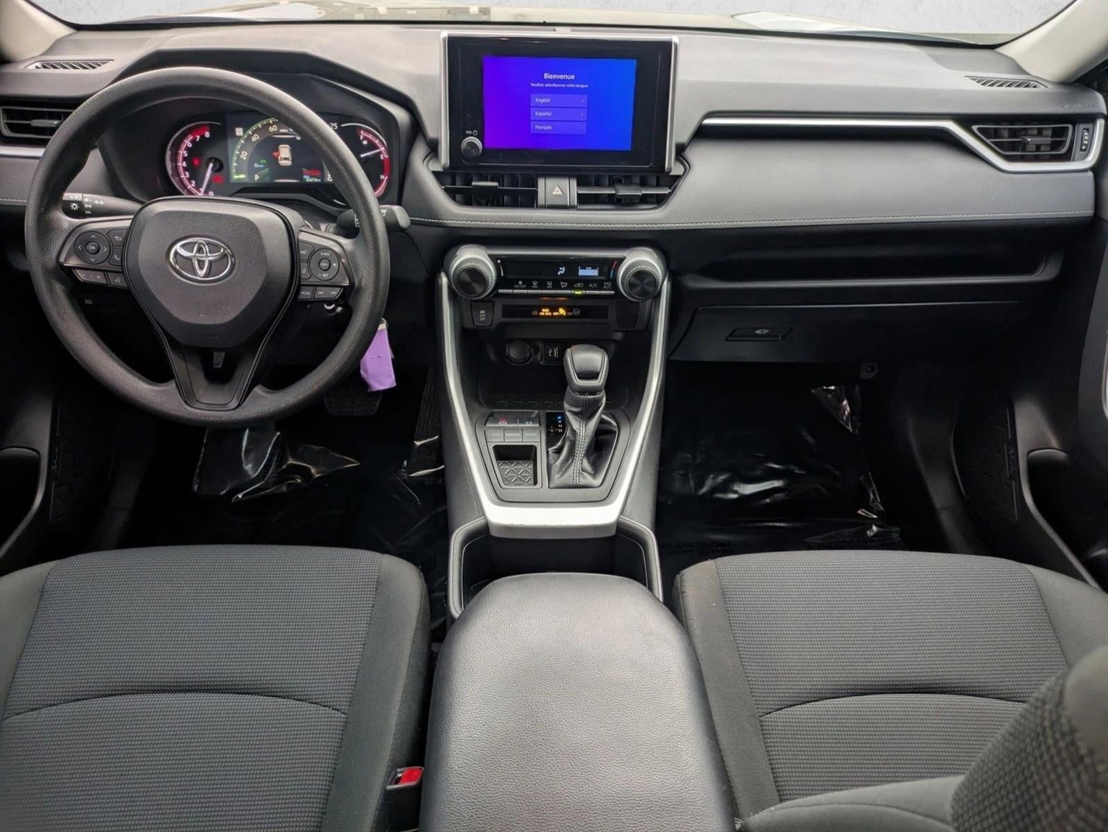 2023 Toyota RAV4 LE FWD (GS)