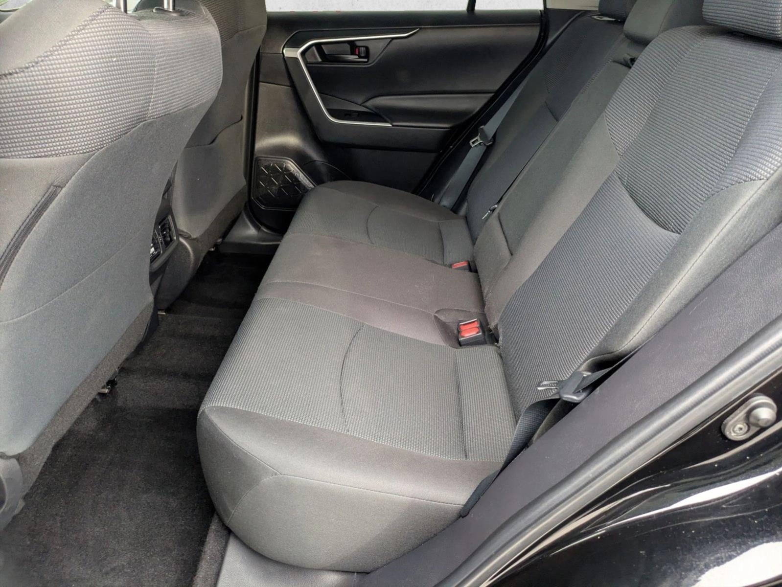 2023 Toyota RAV4 LE FWD (GS)