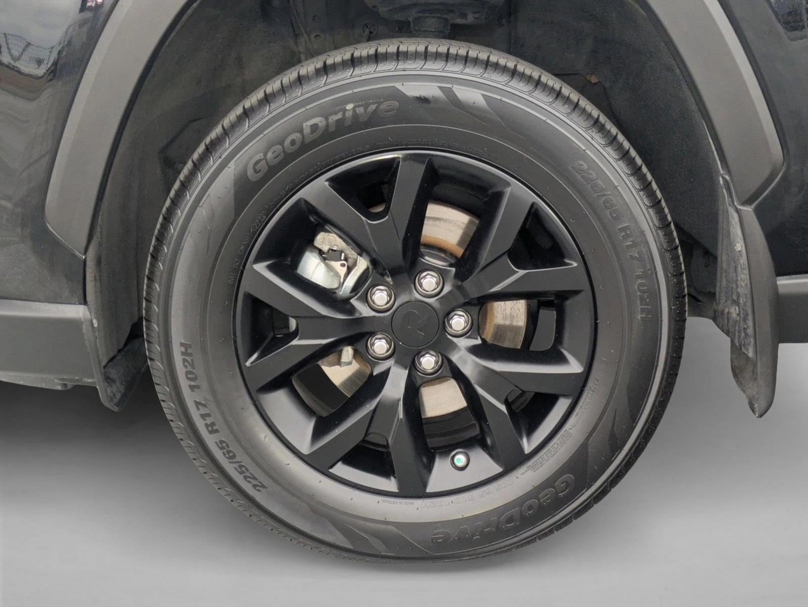 2023 Toyota RAV4 LE FWD (GS)