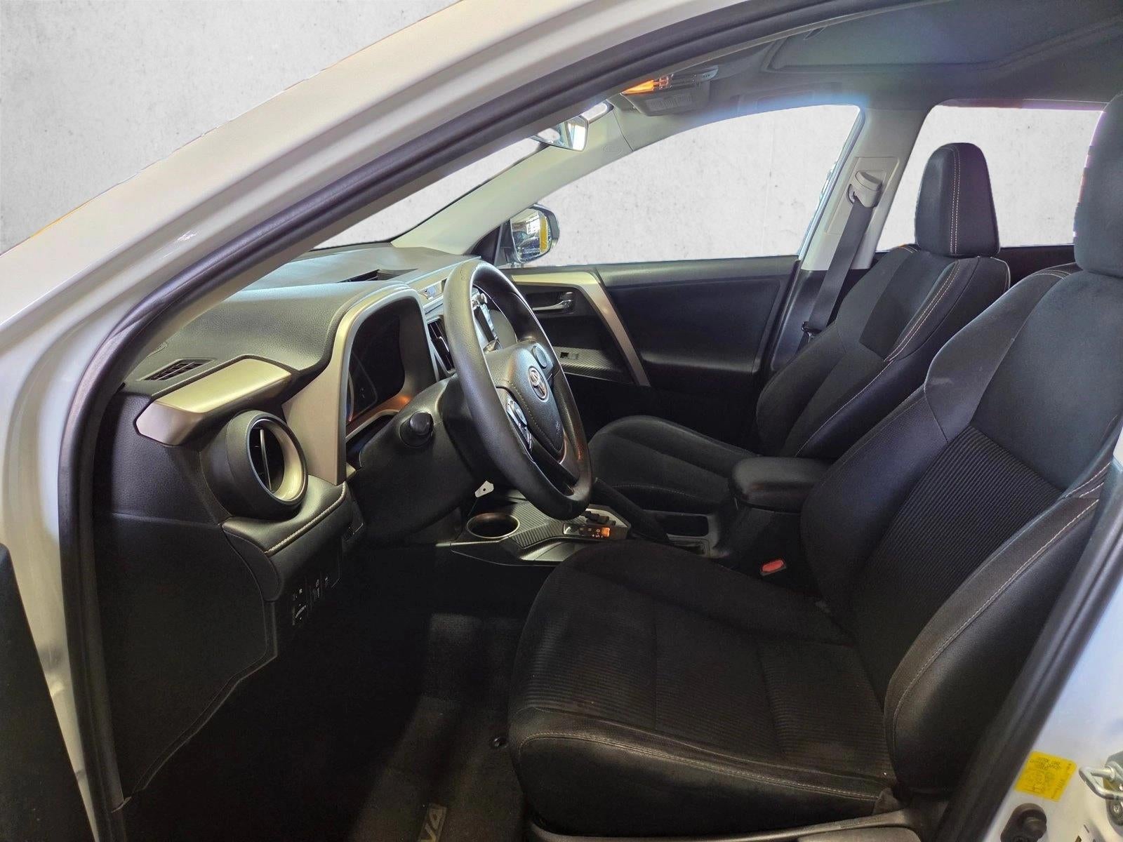 2015 Toyota RAV4 AWD 4dr XLE (Natl)