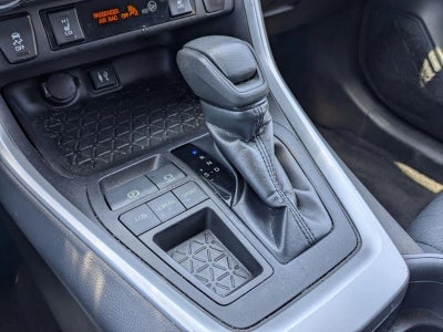 2019 Toyota RAV4 XLE FWD (Natl)
