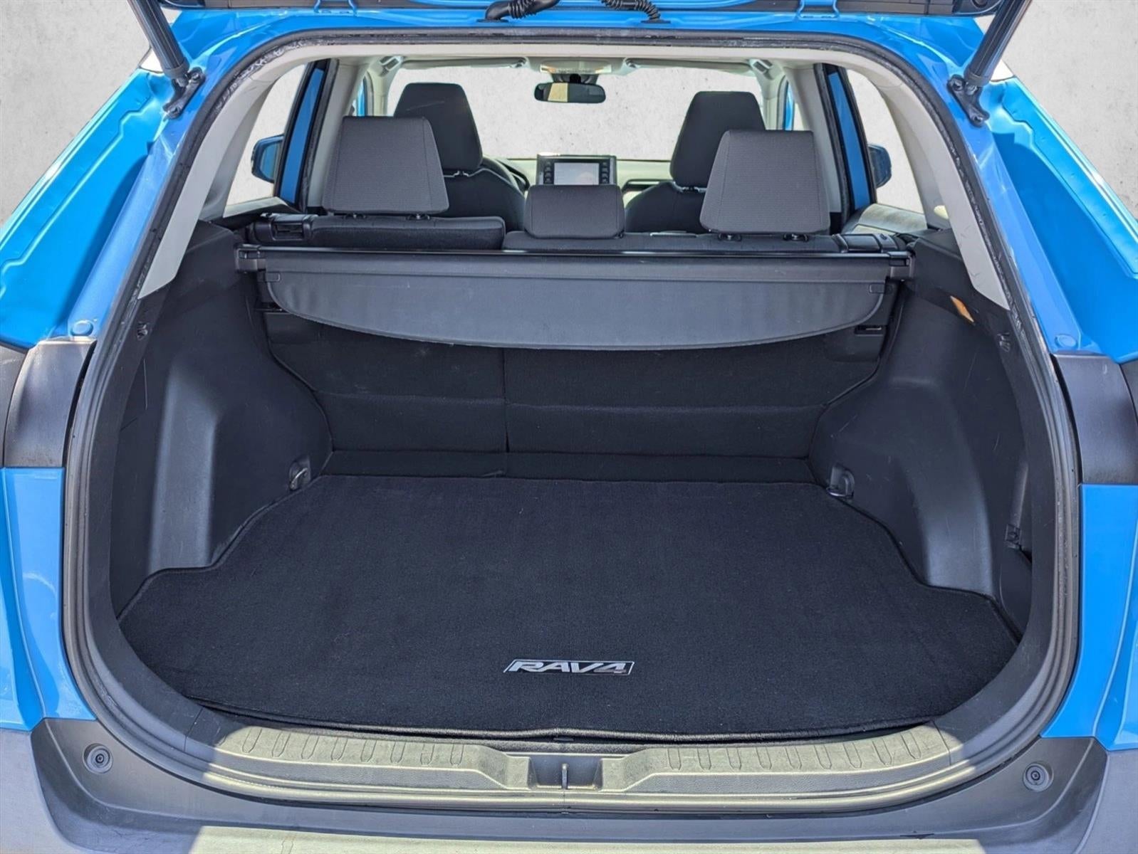 2019 Toyota RAV4 XLE FWD (Natl)