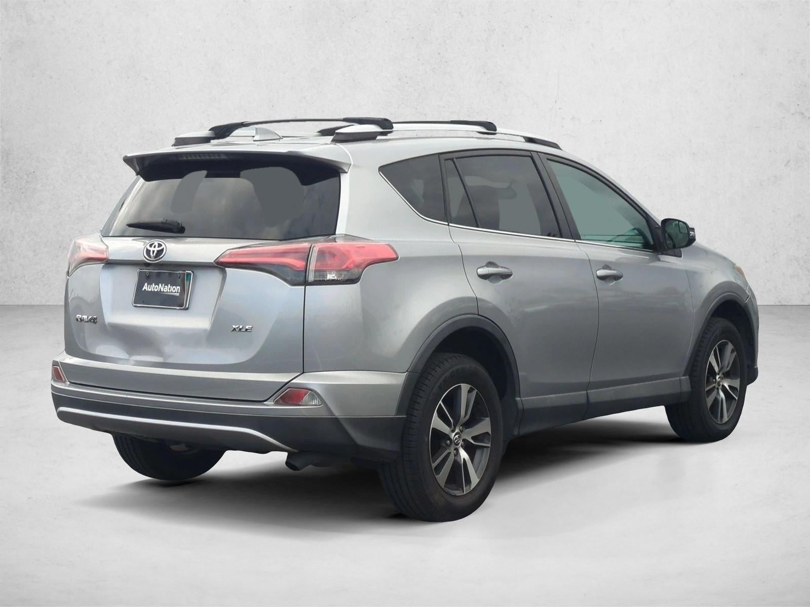 2016 Toyota RAV4 FWD 4dr XLE (Natl)