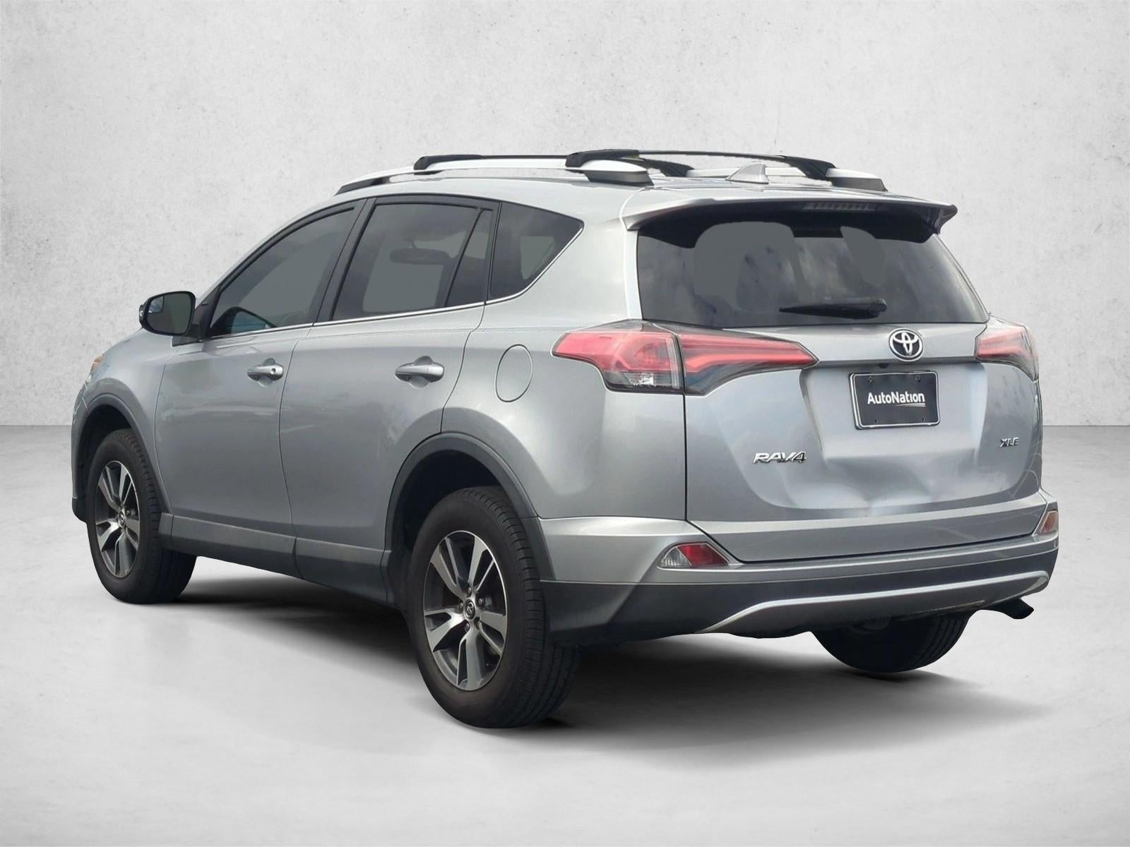 2016 Toyota RAV4 FWD 4dr XLE (Natl)