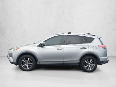 2016 Toyota RAV4 FWD 4dr XLE (Natl)
