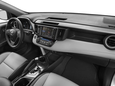 2017 Toyota RAV4 Platinum FWD (Natl)
