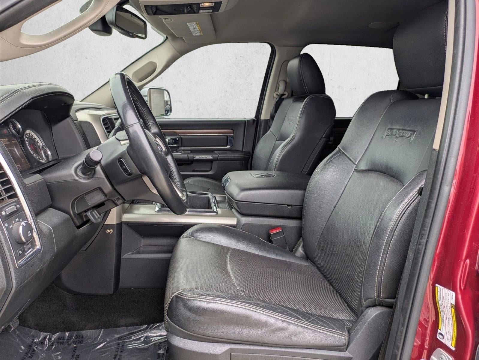 2015 RAM 3500 4WD Crew Cab 6.3 Ft Box Laramie