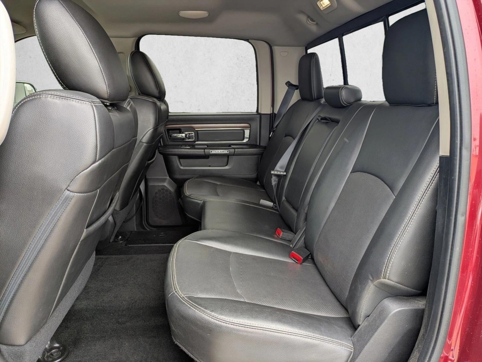 2015 RAM 3500 4WD Crew Cab 6.3 Ft Box Laramie