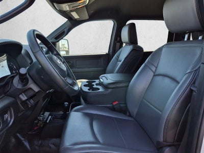 2024 RAM 3500 Tradesman 4x4 Crew Cab 8' Box