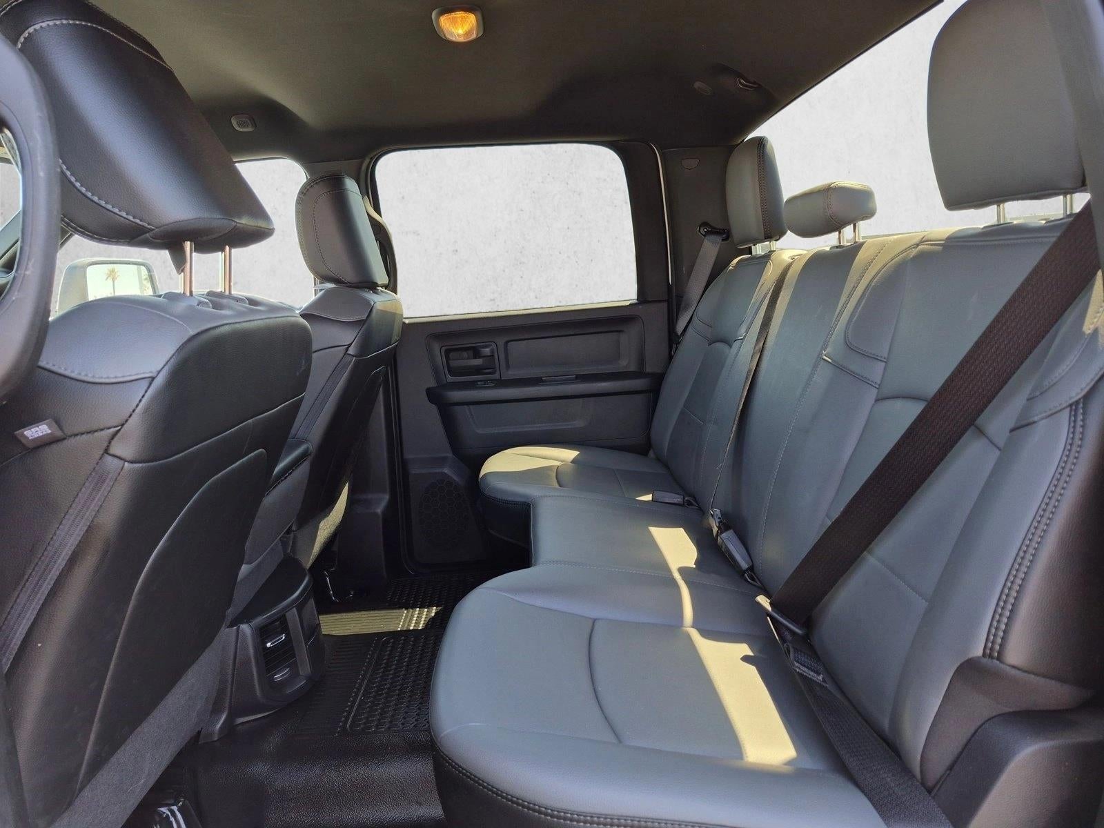 2024 RAM 3500 Tradesman 4x4 Crew Cab 8' Box