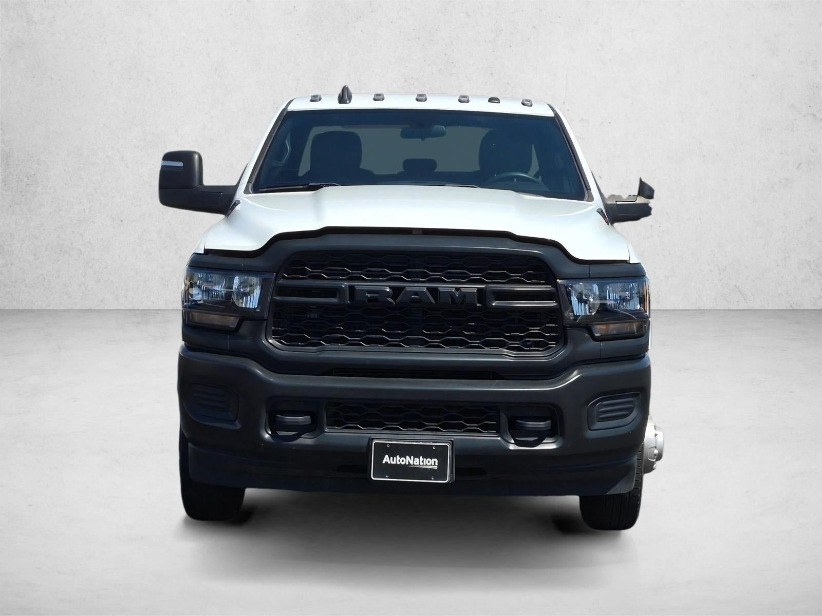 2024 RAM 3500 Tradesman 4x4 Crew Cab 8' Box