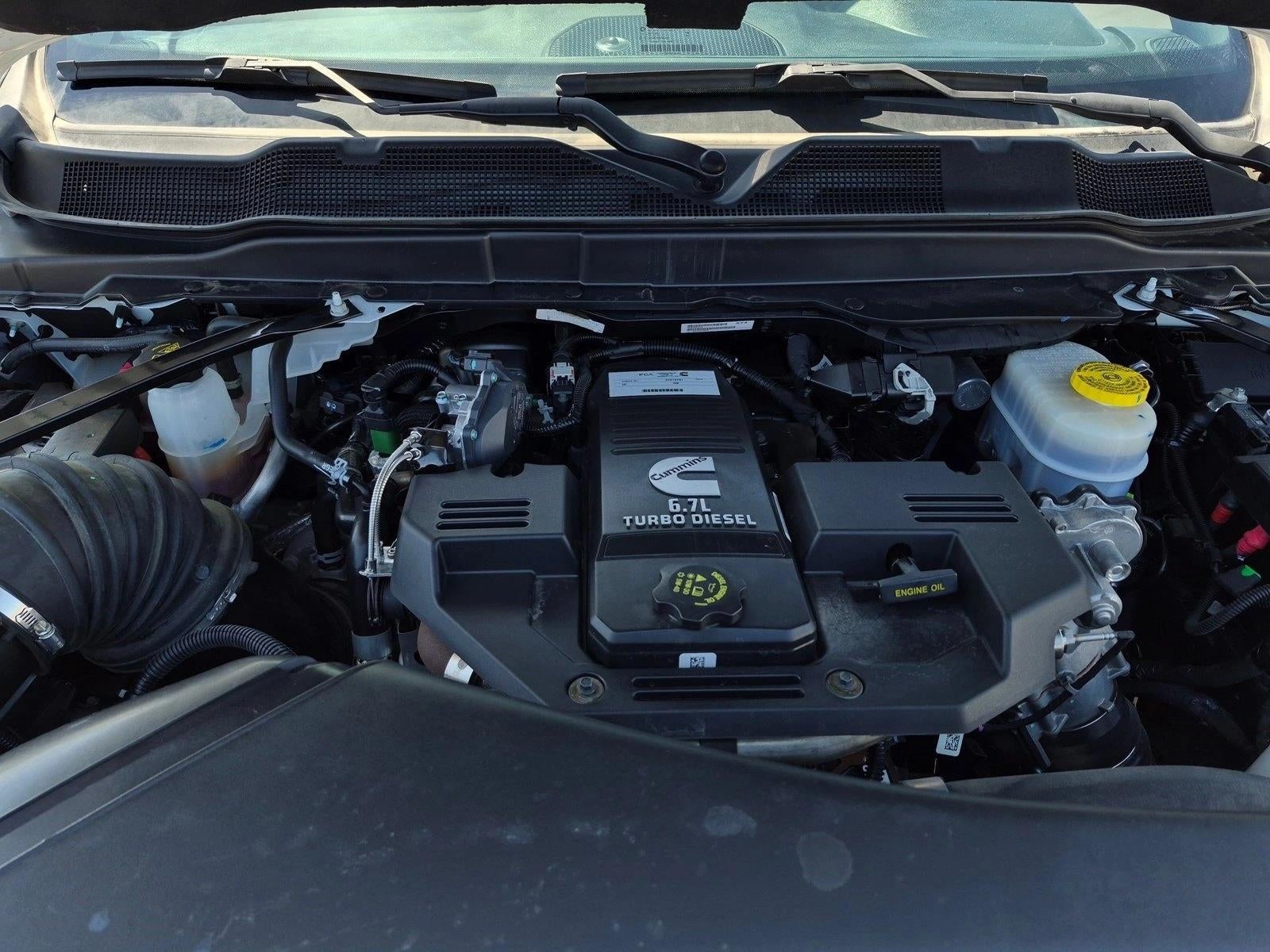 2024 RAM 3500 Tradesman 4x4 Crew Cab 8' Box