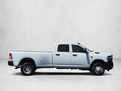 2024 RAM 3500 Tradesman 4x4 Crew Cab 8' Box