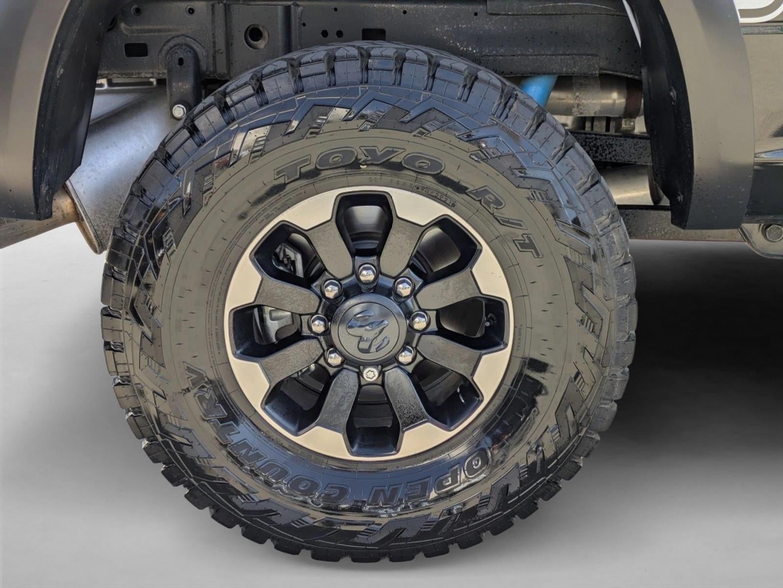 2018 RAM 2500 Power Wagon 4x4 Crew Cab 6'4" Box