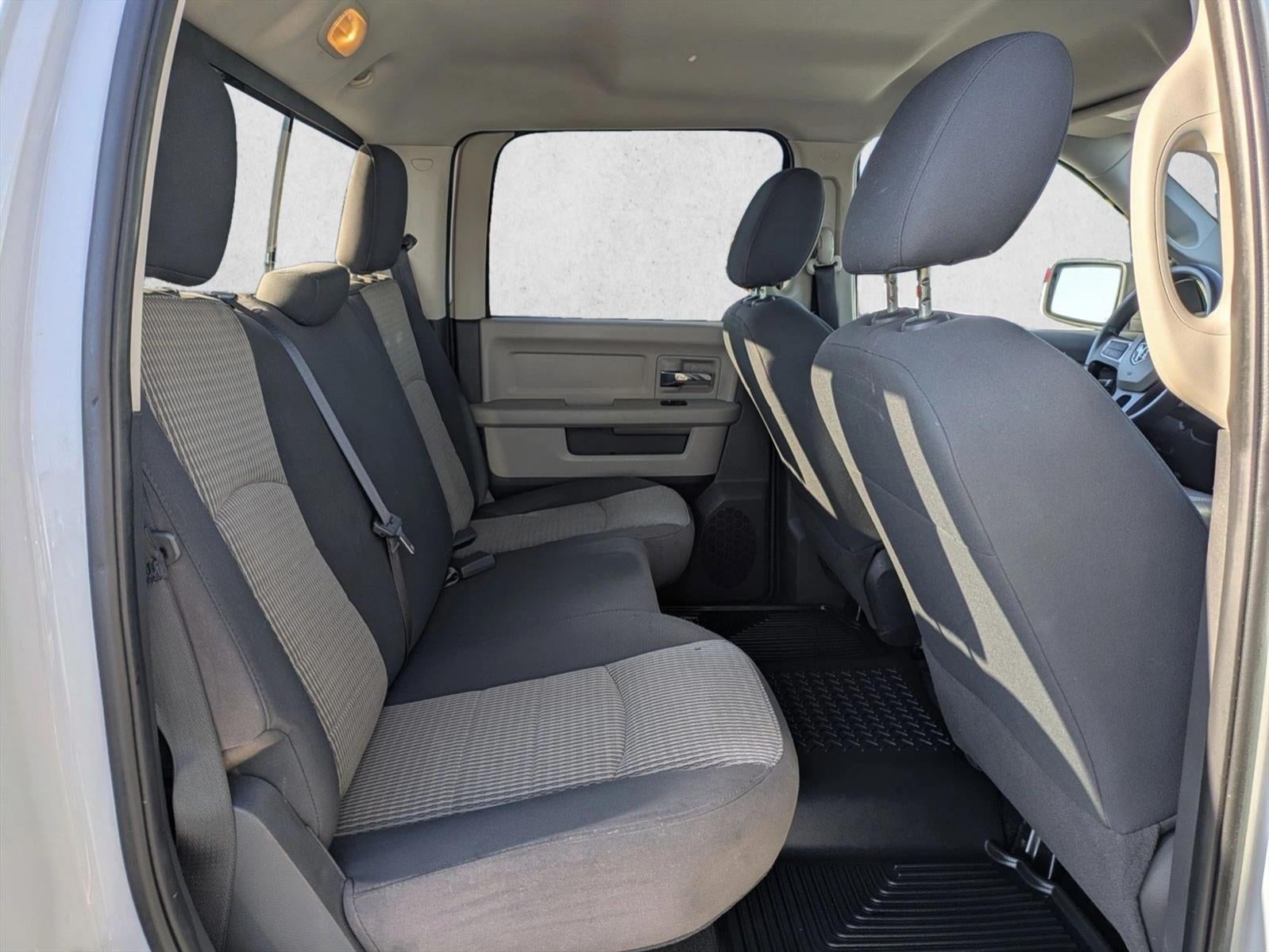 2011 RAM 2500 4WD Crew Cab 6.4 Ft Box Power Wagon