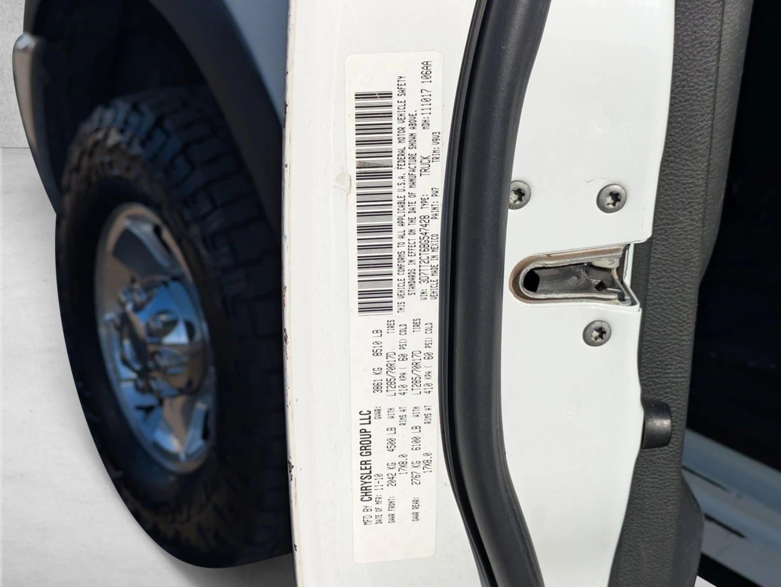 2011 RAM 2500 4WD Crew Cab 6.4 Ft Box Power Wagon