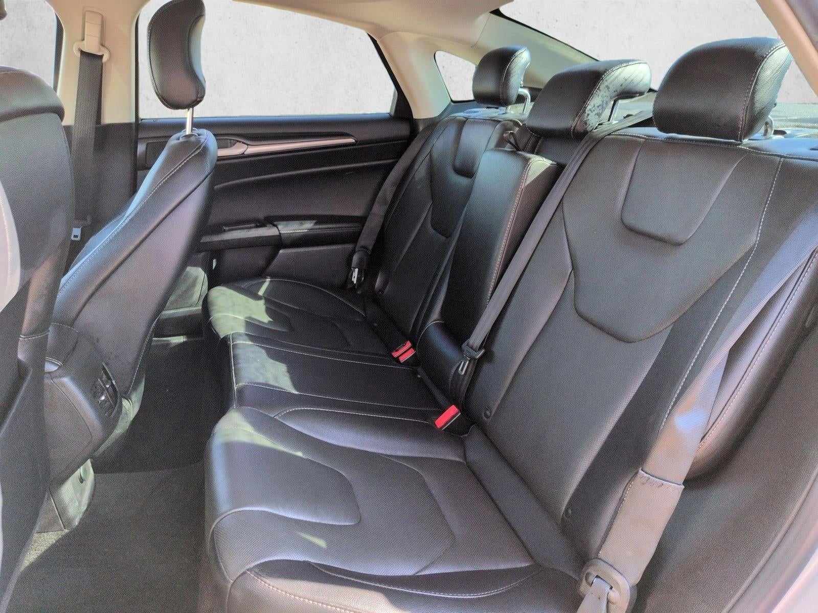 2019 Ford Fusion Energi Titanium FWD