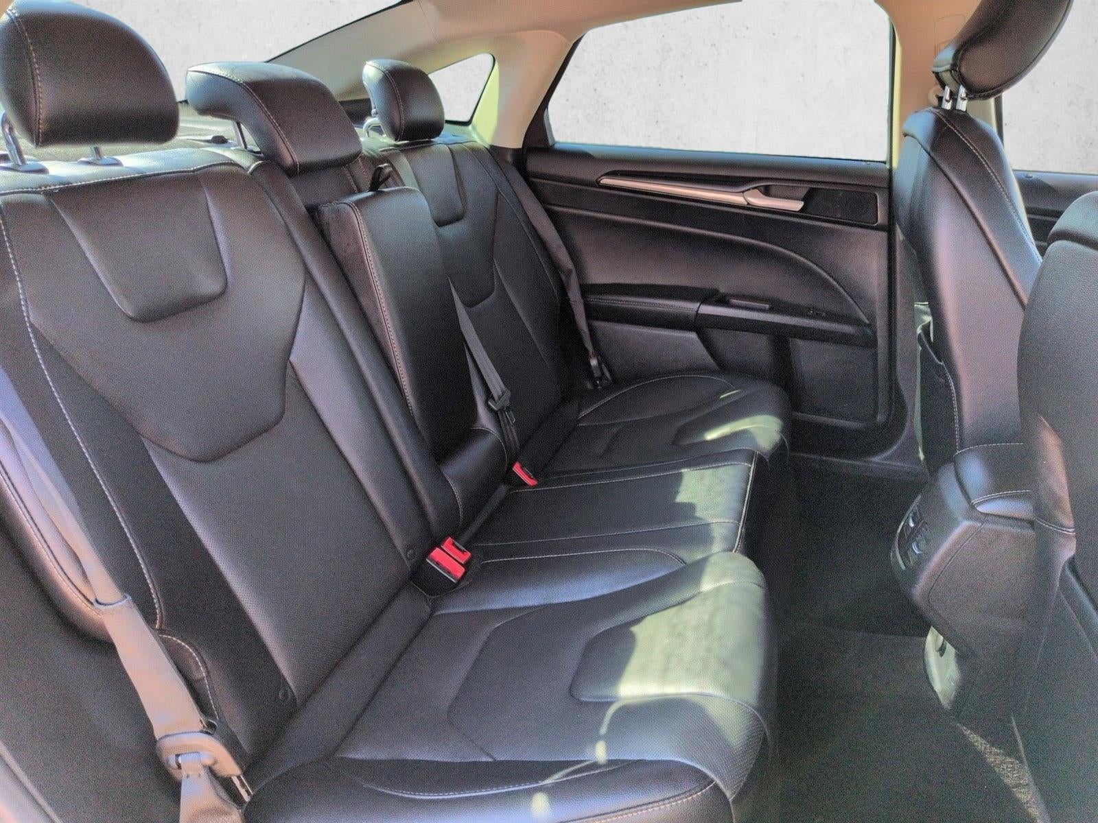 2019 Ford Fusion Energi Titanium FWD