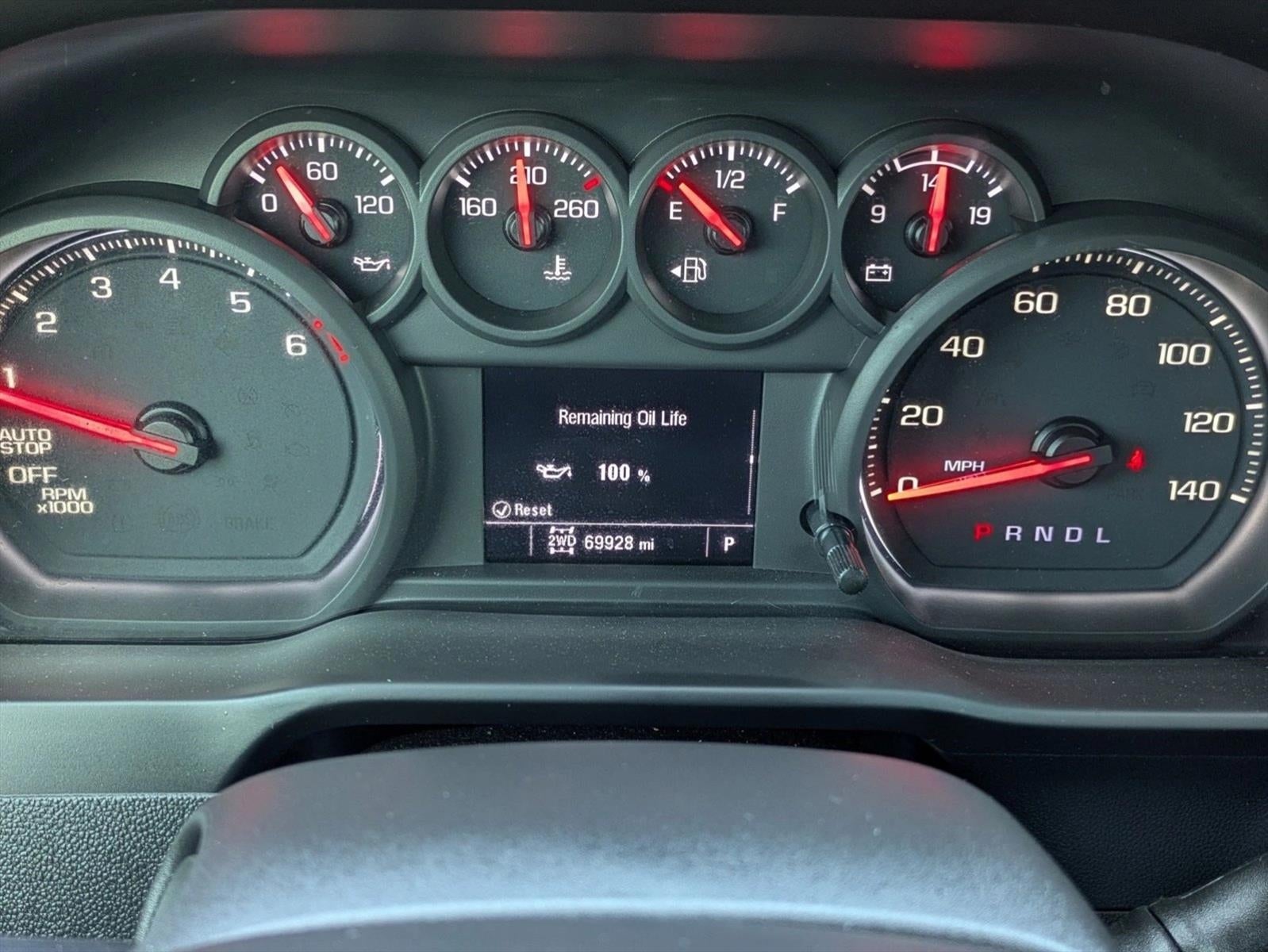 2022 Chevrolet Silverado 1500 Crew Cab Short Box 4-Wheel Drive Custom
