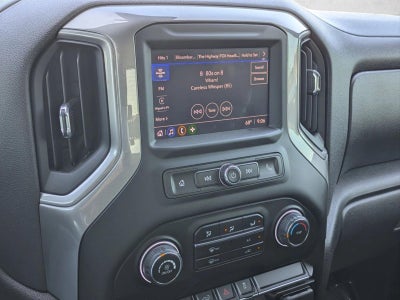 2022 Chevrolet Silverado 1500 Crew Cab Short Box 4-Wheel Drive Custom