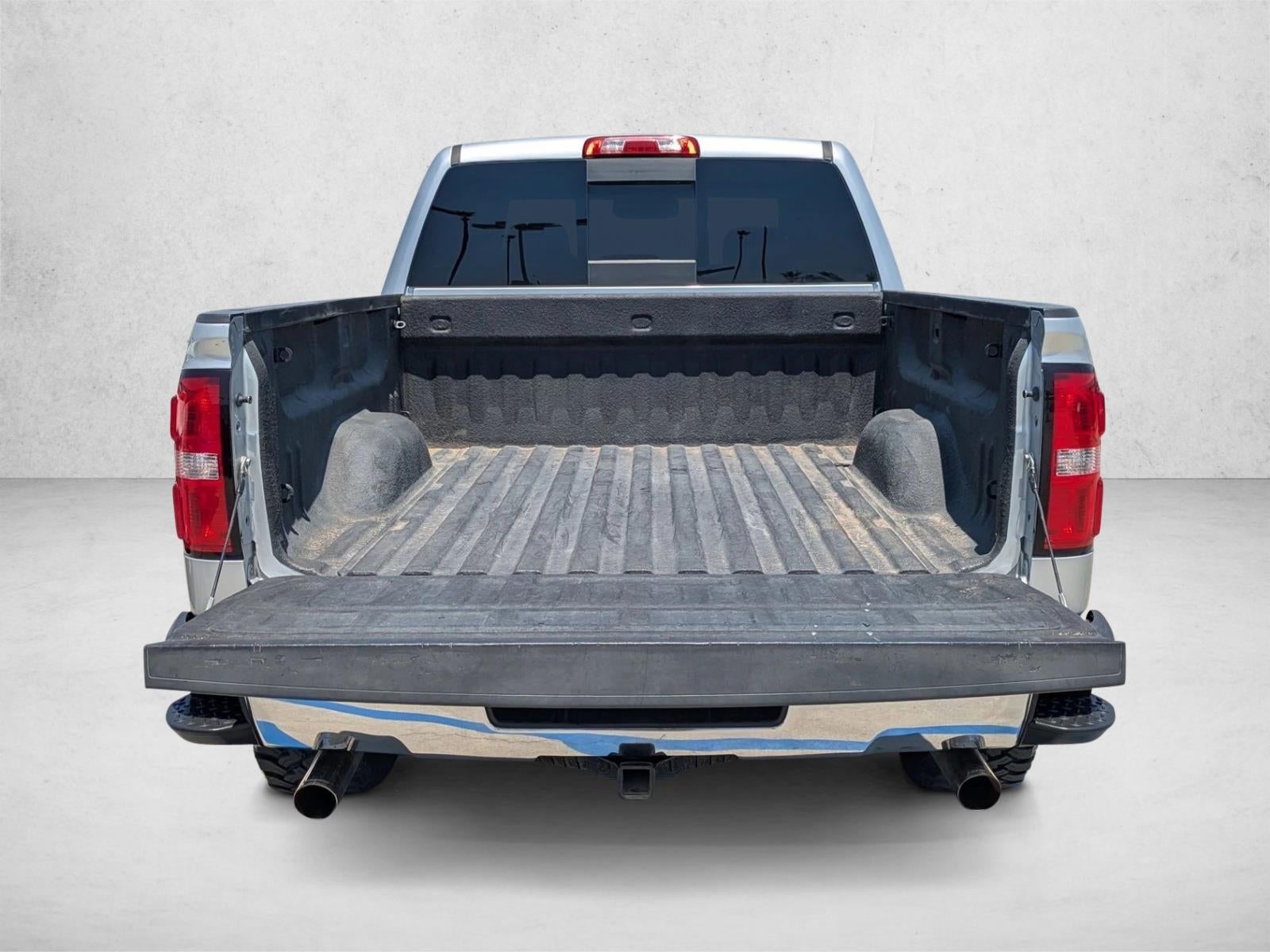 2015 GMC Sierra 1500 Crew Cab Short Box 4-Wheel Drive SLT