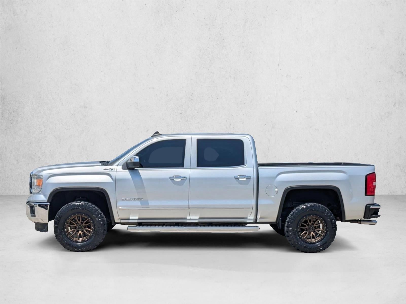 2015 GMC Sierra 1500 Crew Cab Short Box 4-Wheel Drive SLT