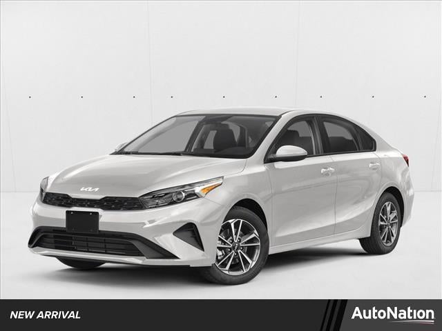2023 Kia Forte LXS IVT