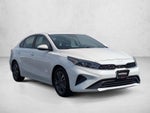 2023 Kia Forte LXS IVT