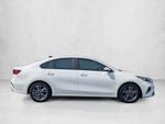 2023 Kia Forte LXS IVT