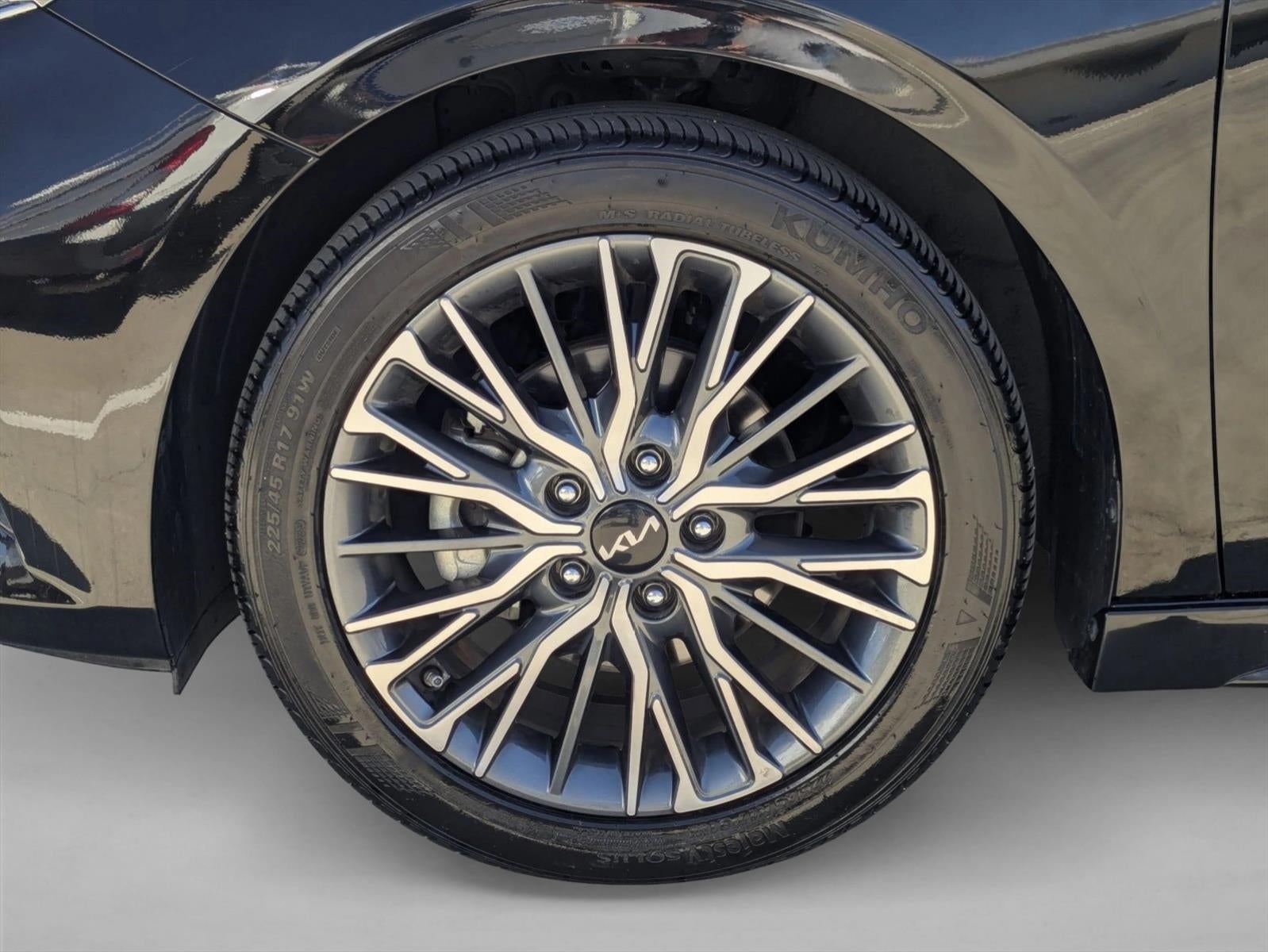 2023 Kia Forte GT-Line IVT