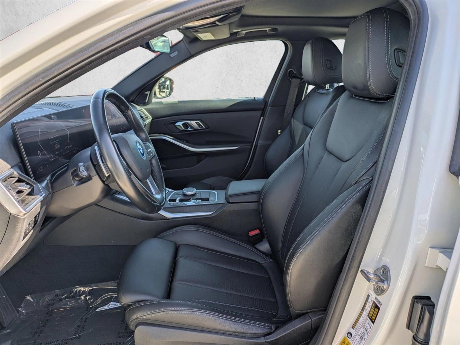 2023 BMW 330e Plug-In Hybrid