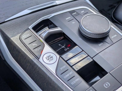 2023 BMW 330i Sedan