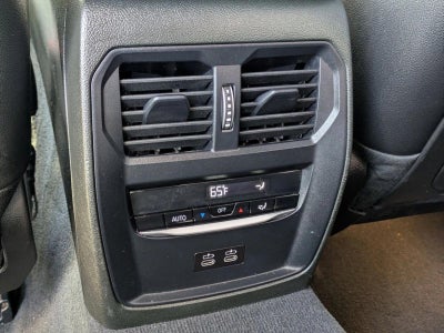 2023 BMW 330i Sedan