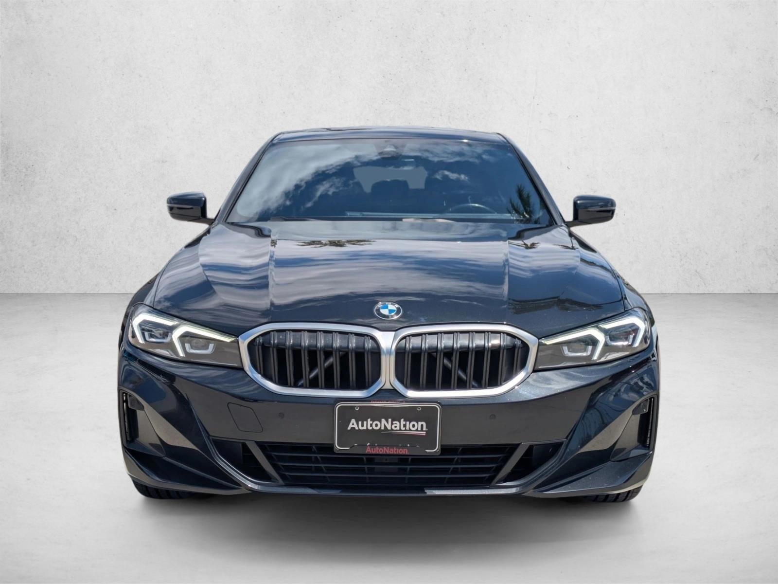 2023 BMW 330i Sedan