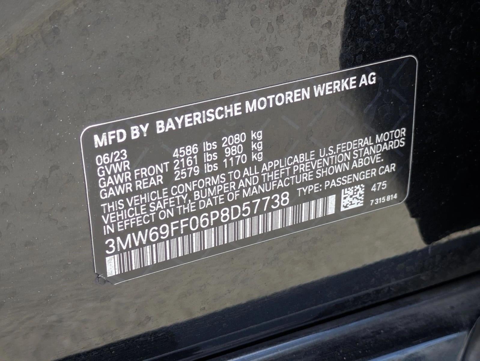 2023 BMW 330i Sedan