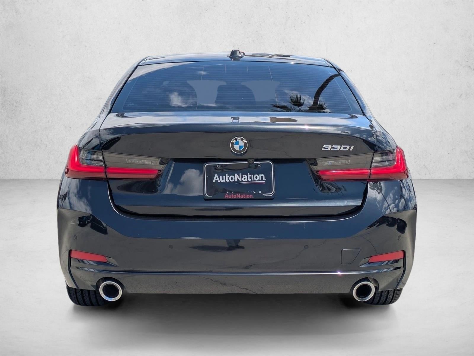 2023 BMW 330i Sedan