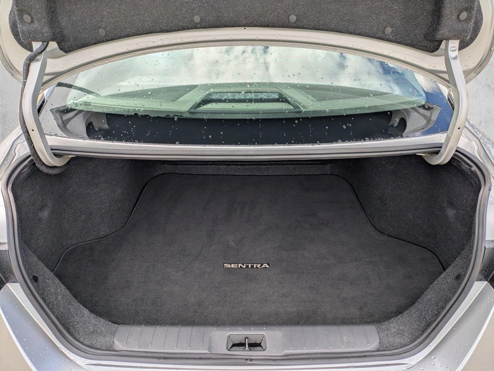 2020 Nissan Sentra SV CVT