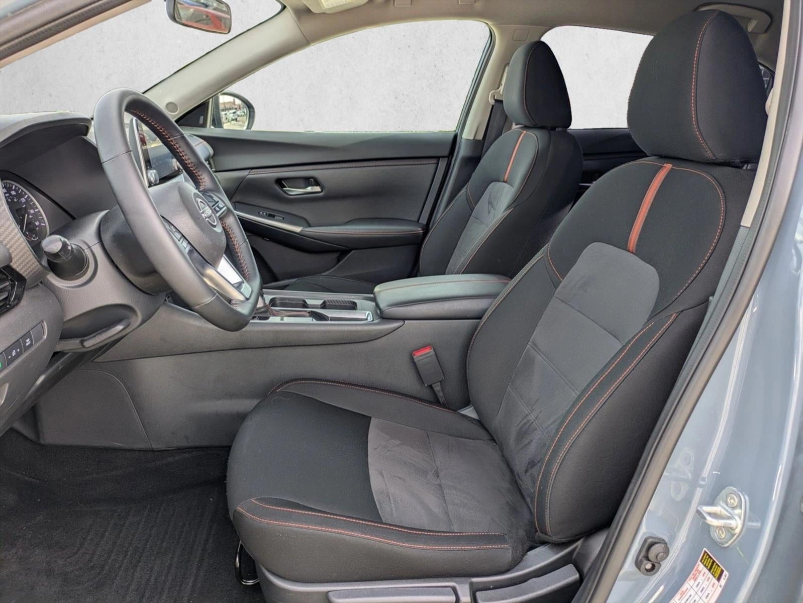 2025 Nissan Sentra SR CVT