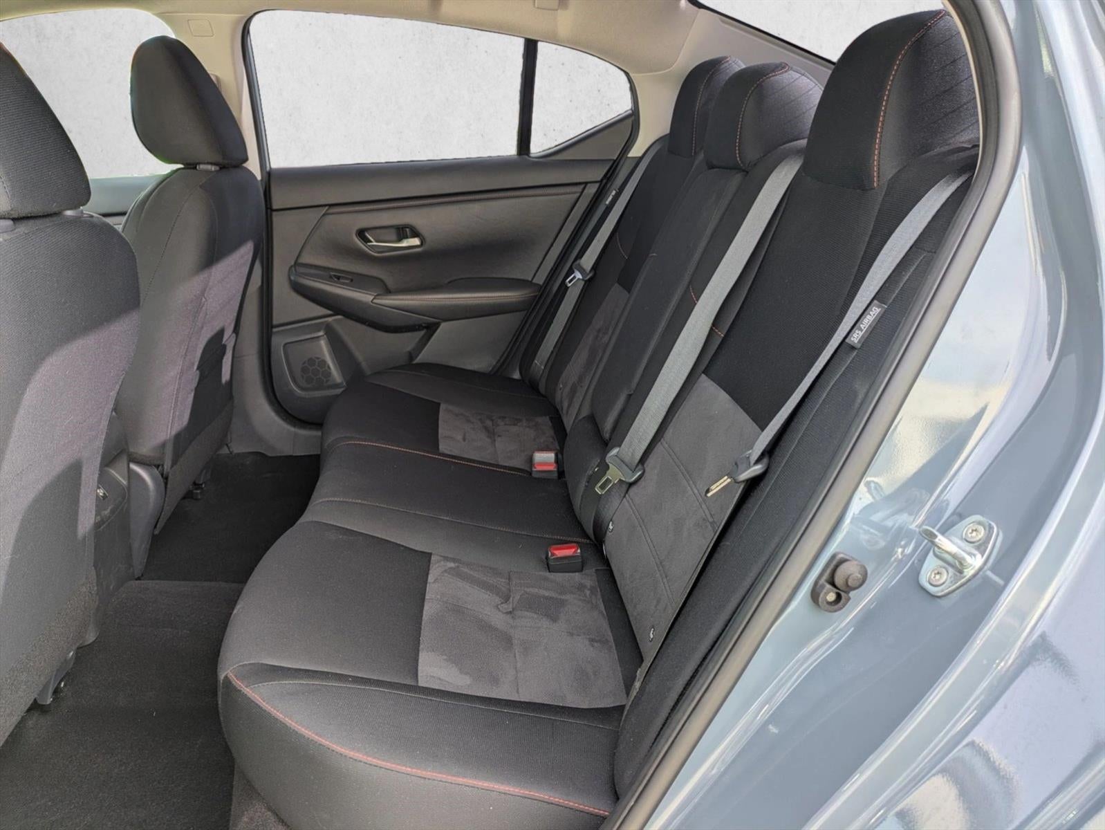 2025 Nissan Sentra SR CVT