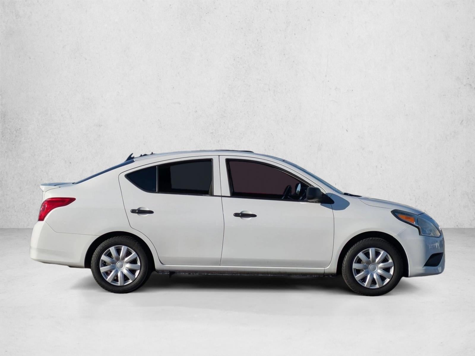 2015 Nissan Versa 4dr Sdn CVT 1.6 S Plus