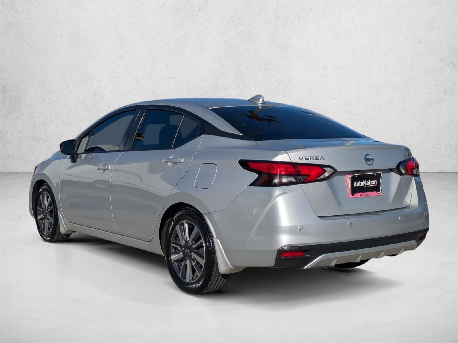 2020 Nissan Versa SV CVT