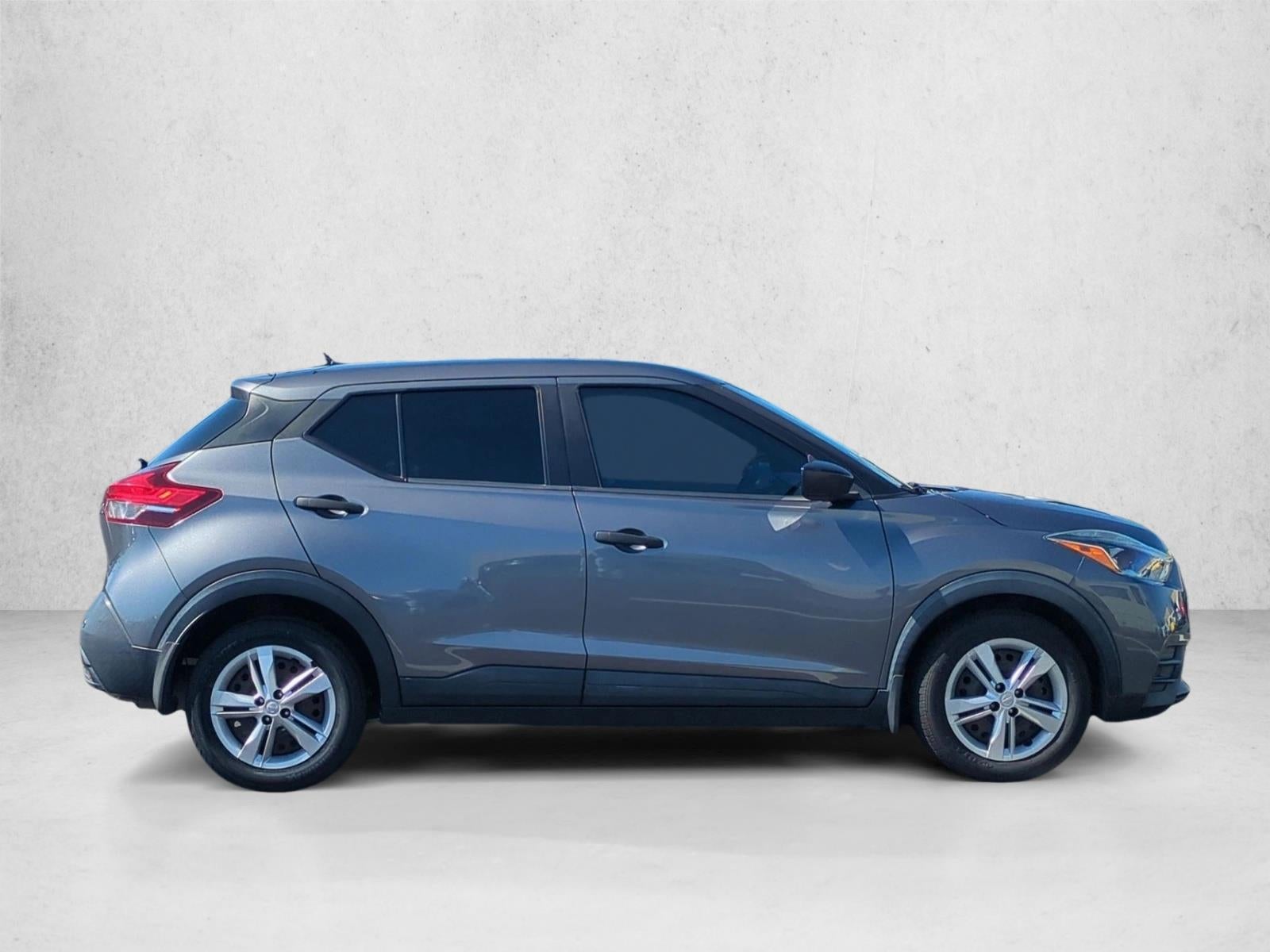 2020 Nissan Kicks S FWD