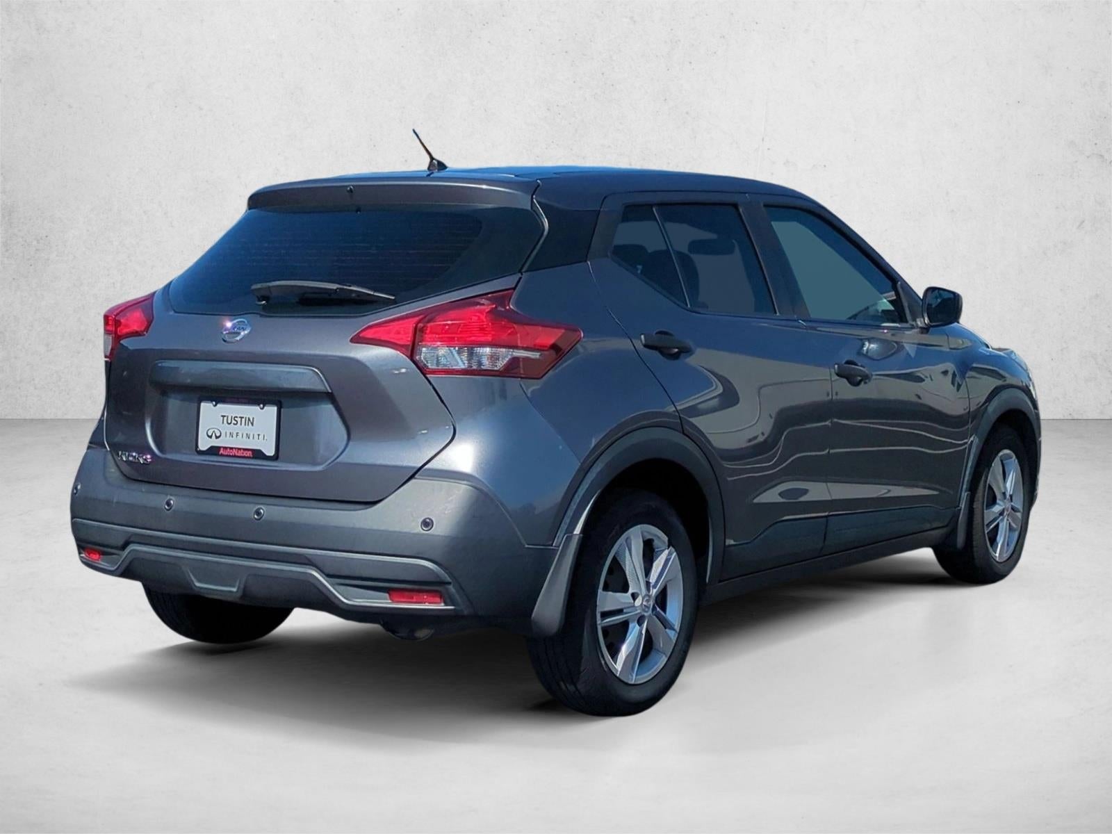 2020 Nissan Kicks S FWD