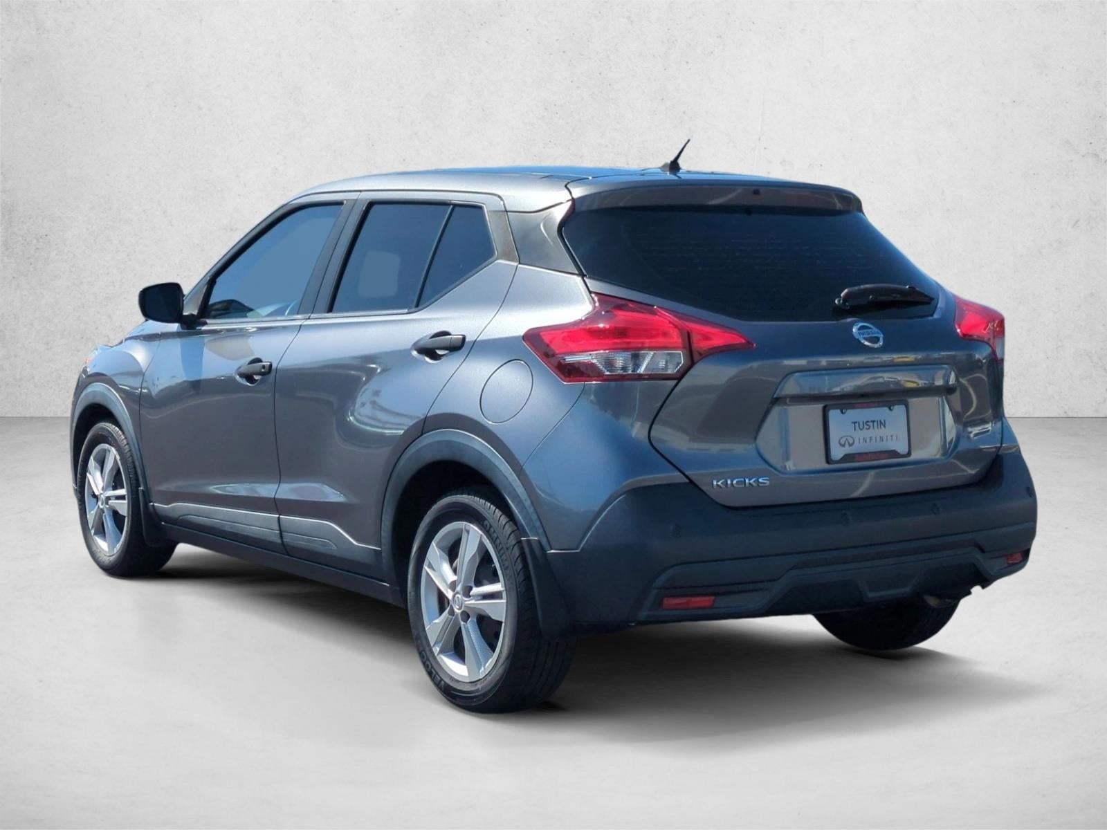 2020 Nissan Kicks S FWD