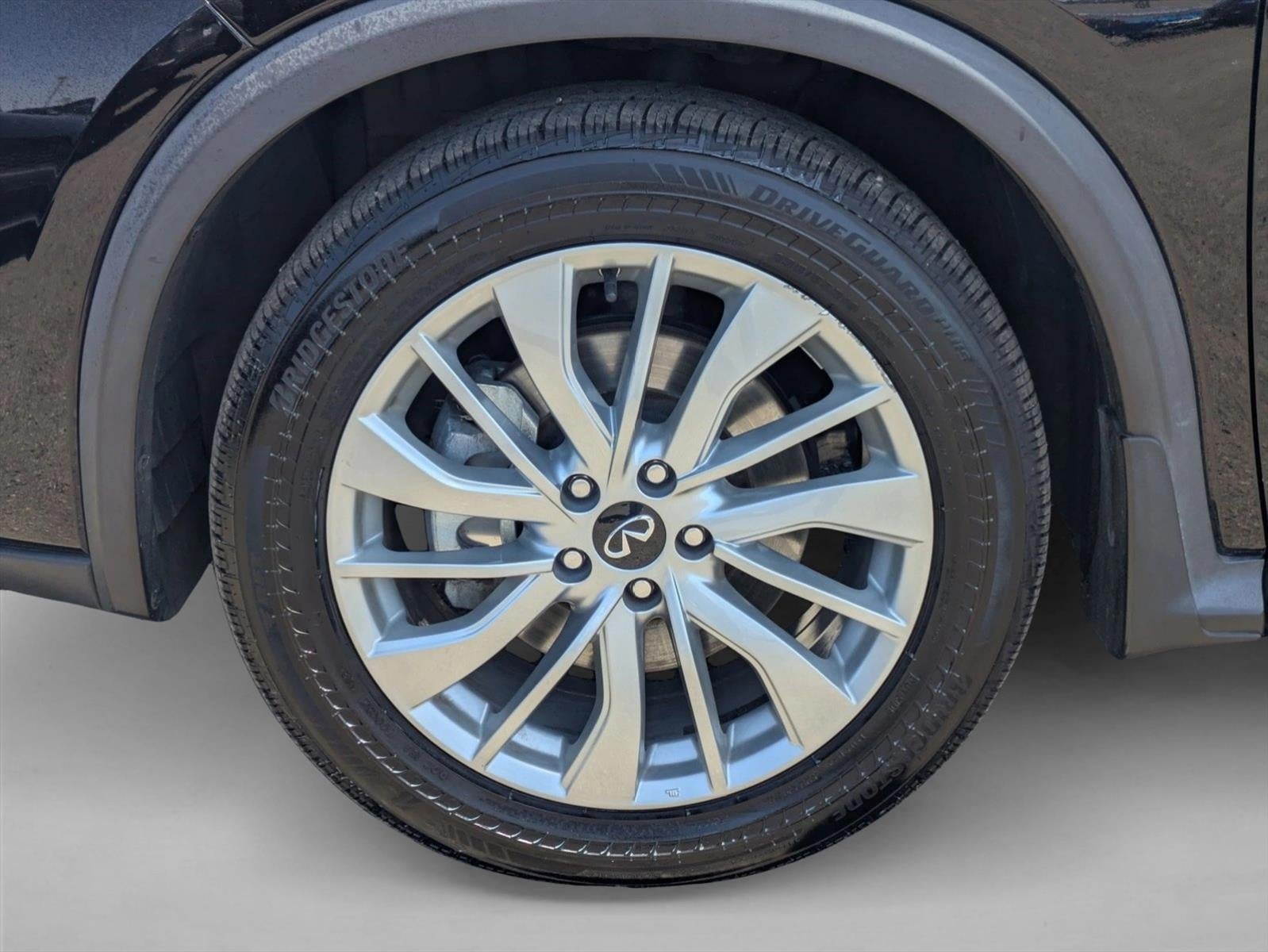 2023 INFINITI QX50 LUXE FWD