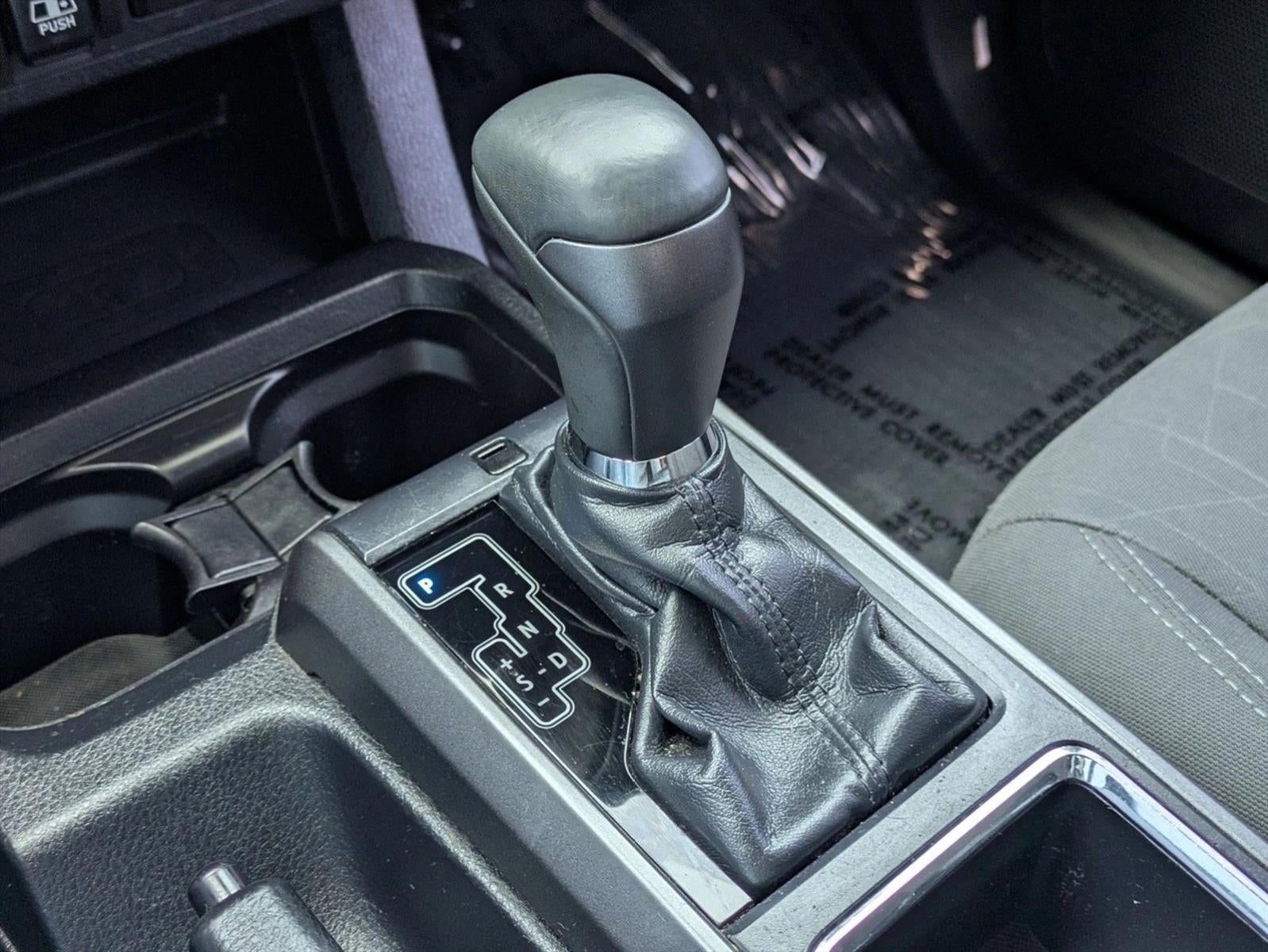 2019 Toyota Tacoma 2WD 2WD TRD Off Road Double Cab 5' Bed V6 AT (Natl)