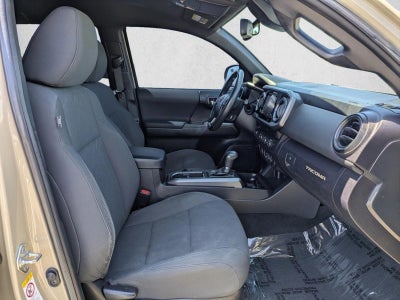 2019 Toyota Tacoma 2WD 2WD TRD Off Road Double Cab 5' Bed V6 AT (Natl)