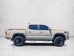2019 Toyota Tacoma 2WD 2WD TRD Off Road Double Cab 5' Bed V6 AT (Natl)