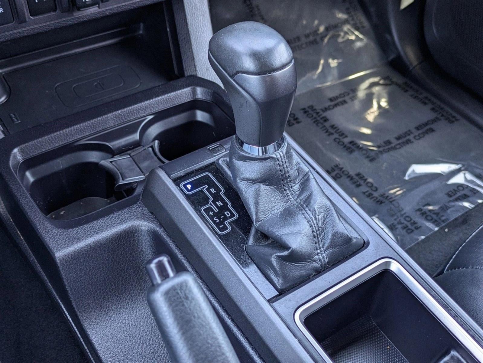 2022 Toyota Tacoma 2WD 2WD TRD Sport Double Cab 5' Bed V6 AT (Natl)